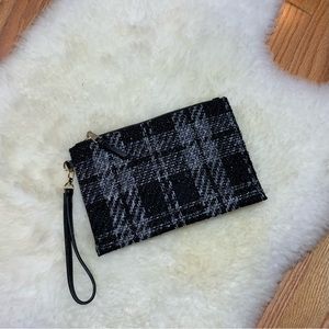 ✨like new✨ INC International Concepts Black and Gray Plaid Clutch